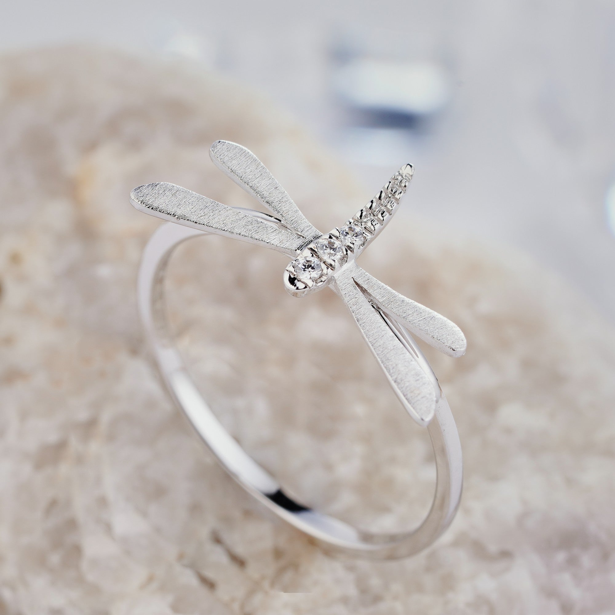 Dragonfly hot sale wedding ring