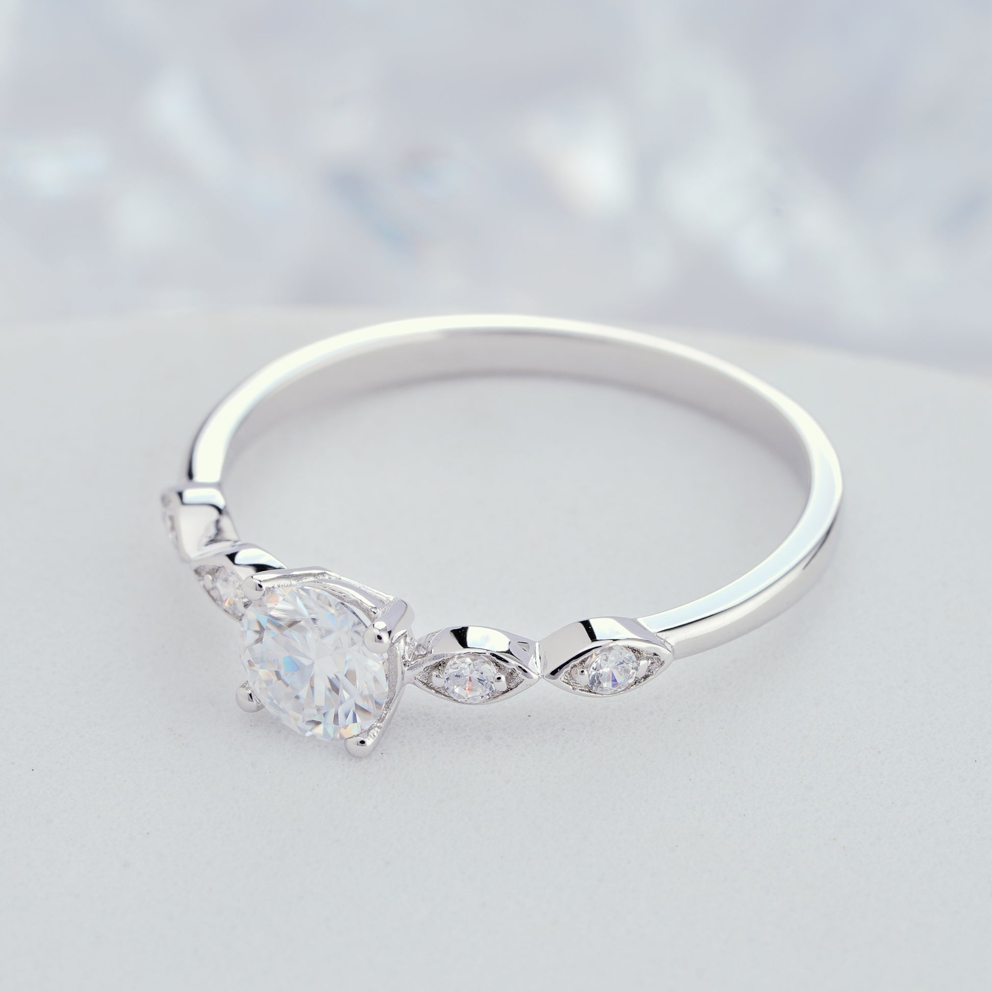 Moissanite Engagement Rings with Diamond14K/18K White Gold Classic Ring - ShainJewelry